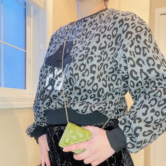 Leopard print sweatshirt - Picture 8 of 9